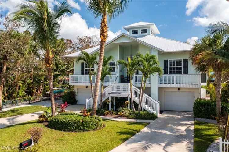 Single-family house For Sale in Bonita Springs, Florida