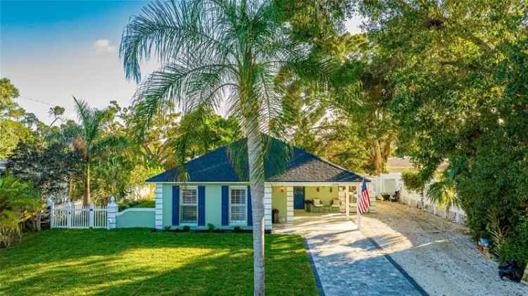 Single-family house For Sale in 2246, Goldenrod Street, Sarasota, Florida