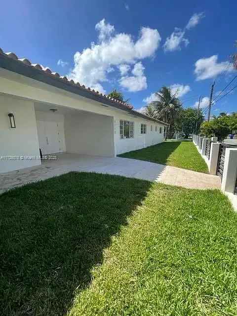 Single-family house For Sale in 2710, Southwest 31st Avenue, Miami, Florida