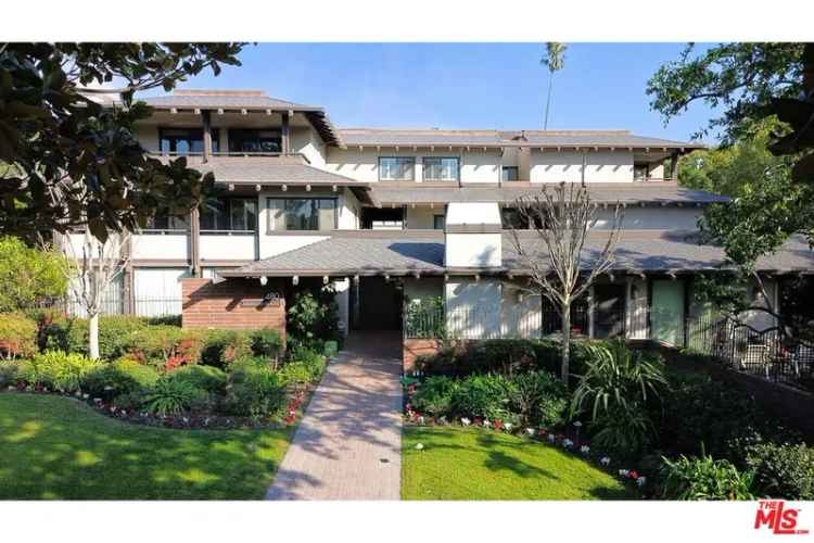 Condo For Sale in 480, South Orange Grove Boulevard, Pasadena, California