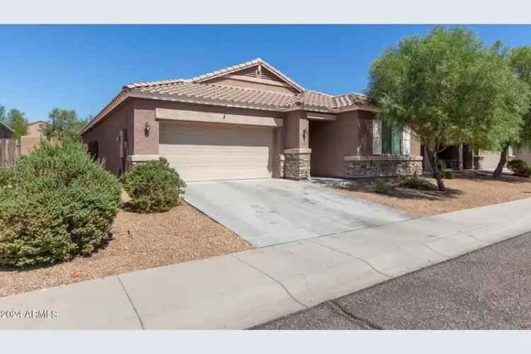 Single-family house For Sale in 23810, West Chipman Road, Buckeye, Arizona