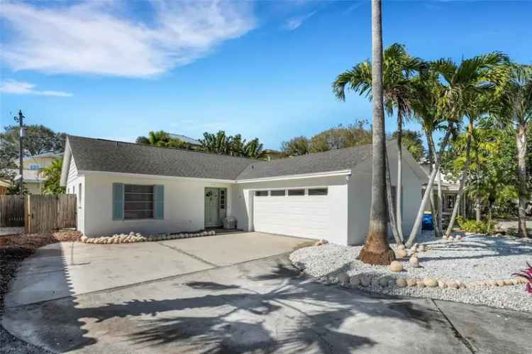 Single-family house For Sale in Clearwater, Florida