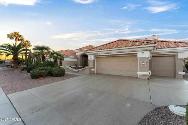 Single-family house For Sale in 13555, West Via Tercero, Sun City West, Arizona