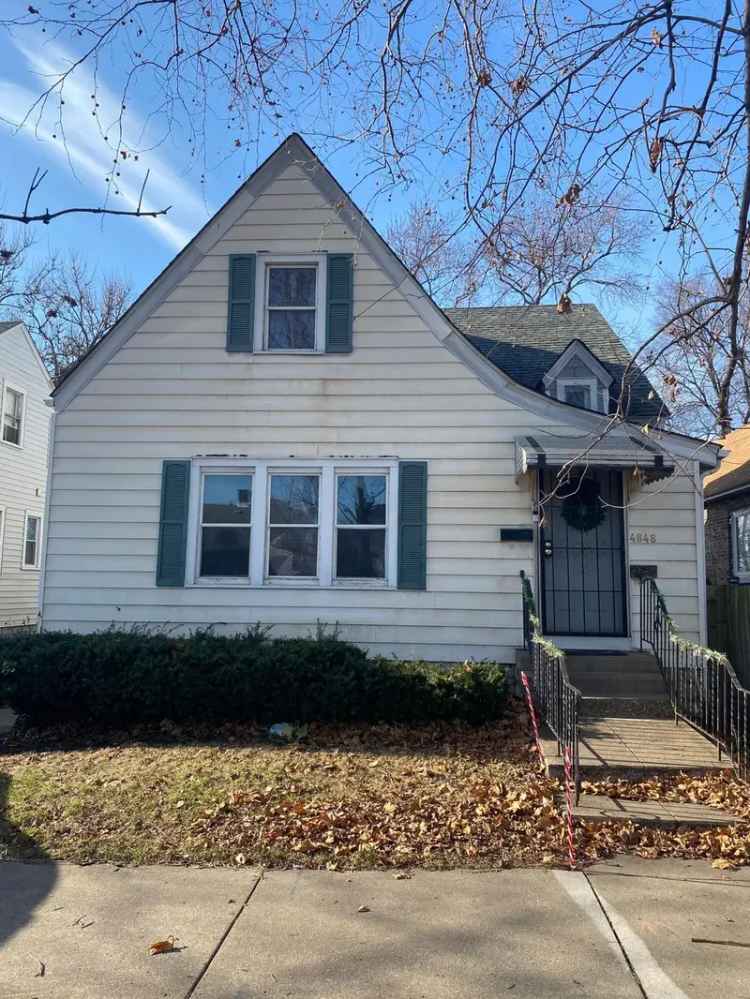 Single-family house For Sale in 4848, Drummond Street, East Chicago, Indiana