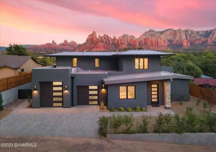 Single-family house For Sale in 40, Roadrunner Lane, Sedona, Arizona