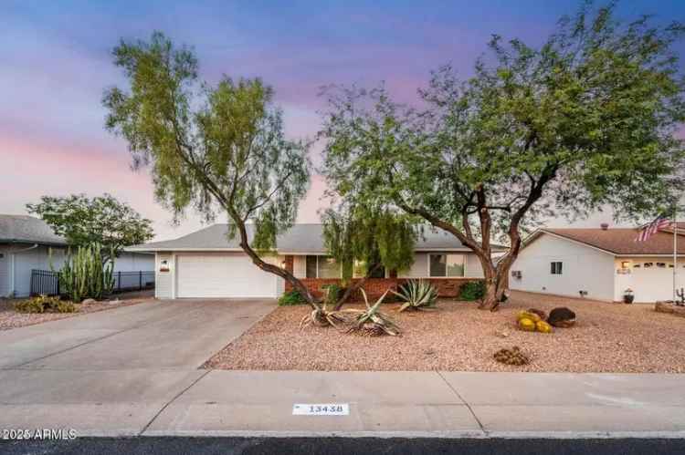 Single-family house For Sale in 13438, West Prospect Drive, Sun City West, Arizona