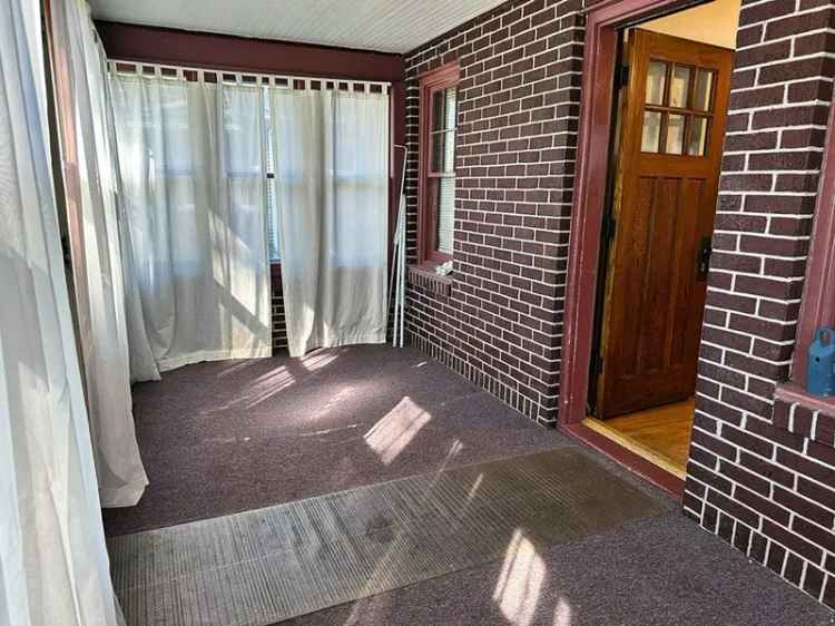 Single-family house For Sale in 1990, 10th Avenue North, Fort Dodge, Iowa