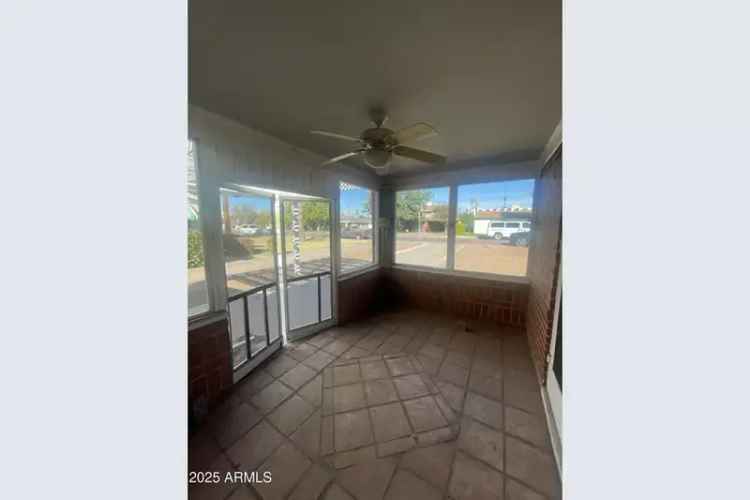 Single-family house For Sale in 801, West Earll Drive, Phoenix, Arizona