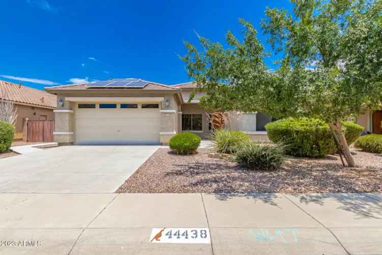 Single-family house For Sale in 44438, West Redrock Road, Maricopa, Arizona