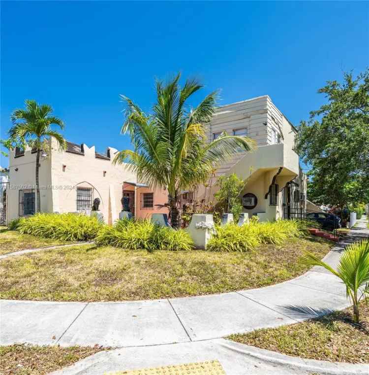 Multi-family house For Sale in 2292, Southwest 16th Terrace, Miami, Florida