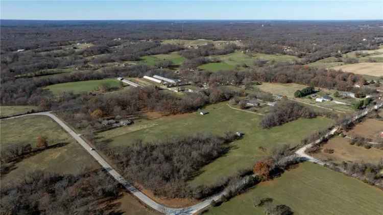 Land For Sale in 15371, Mariano Road, Bentonville, Arkansas