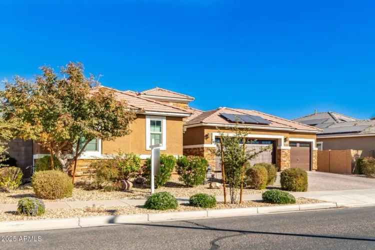 Single-family house For Sale in 18904, West Mercer Lane, Surprise, Arizona