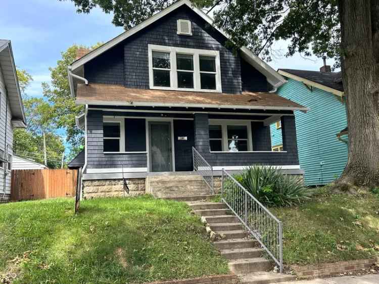 Single-family house For Sale in 320, Northern Avenue, Indianapolis, Indiana