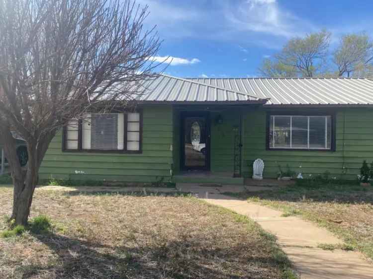 Single-family house For Sale in 702, Washington Avenue, Amherst, Texas