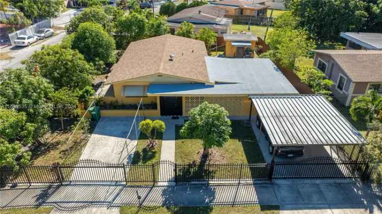 Single-family house For Sale in 2000, Northwest 131st Street, North Miami, Florida