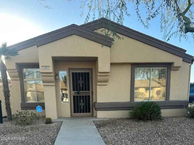 Single-family house For Sale in 13261, West Countryside Drive, Sun City West, Arizona