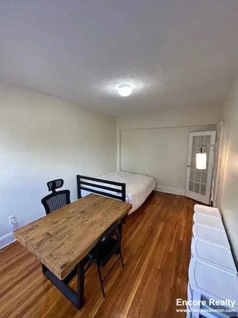 Apartment Unit for Rent