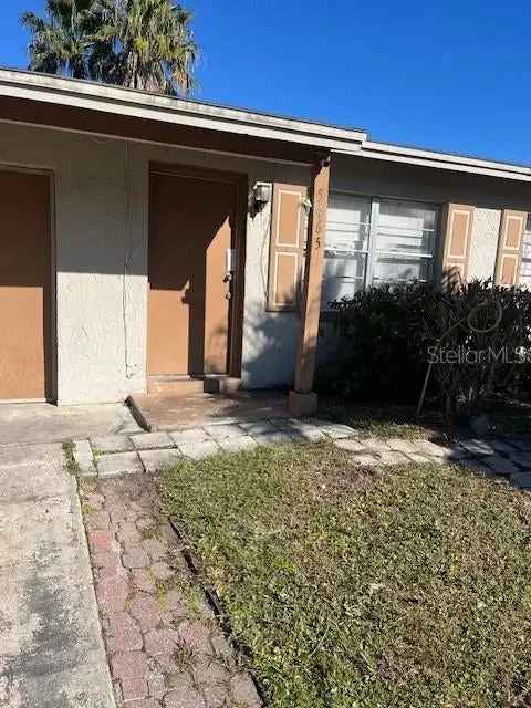 Single-family house For Sale in Orlando, Florida