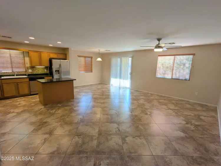 Single-family house For Sale in 14384, South Camino Vallado, Sahuarita, Arizona