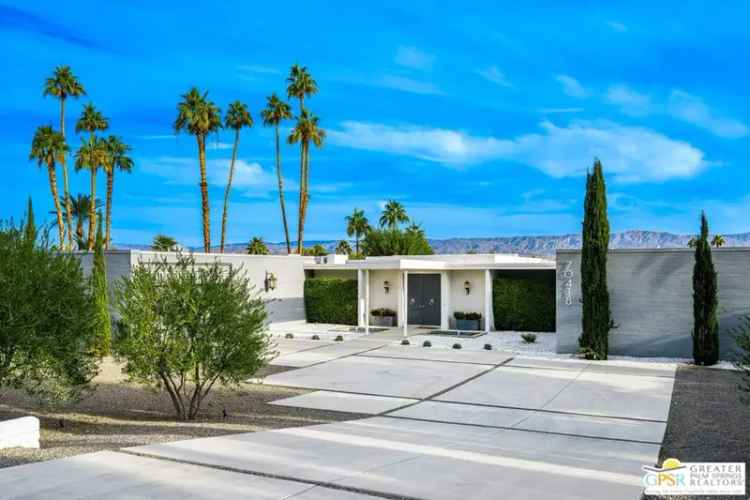 Single-family house For Sale in Rancho Mirage, California