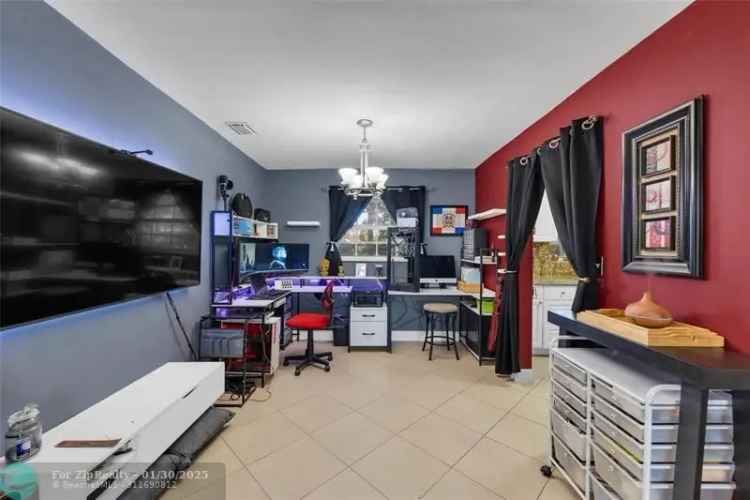 Single-family house For Sale in 2500, Northwest 26th Avenue, Fort Lauderdale, Florida