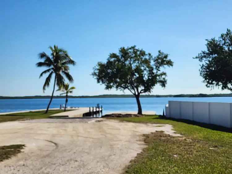 Land For Sale in 62, Southeast Marlin Avenue, Key Largo, Florida