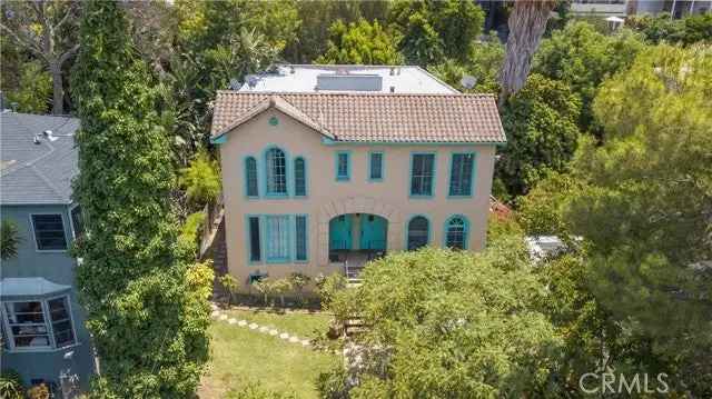 Multi-family house For Sale in Los Angeles, California