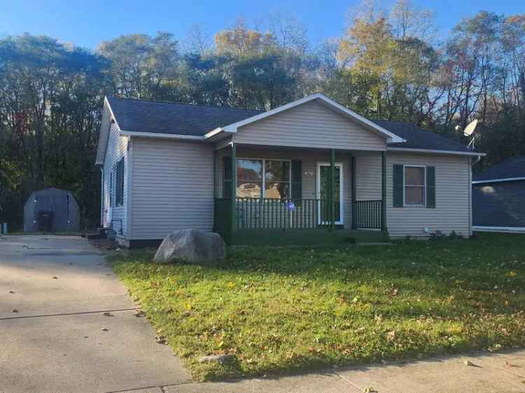 Single-family house For Sale in 1861, North Meade Street, South Bend, Indiana