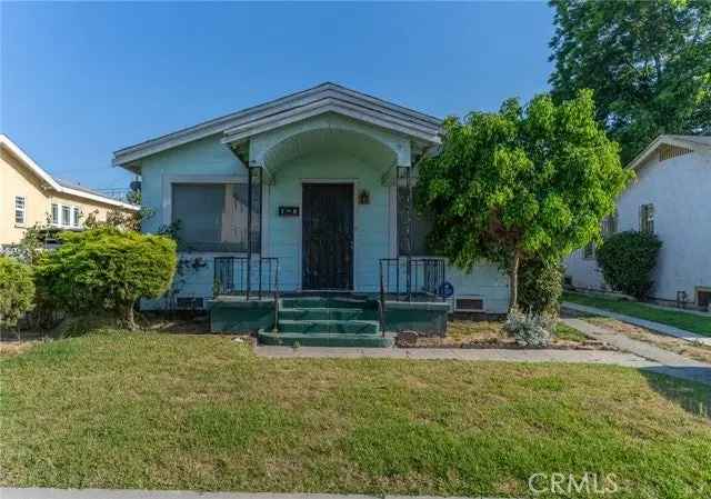 Single-family house For Sale in Los Angeles, California