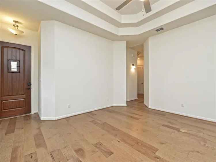 Condo For Sale in Lakeway, Texas