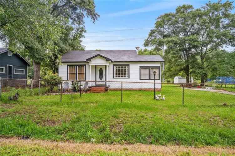 Single-family house For Sale in 1806, Grace Avenue, Prichard, Alabama