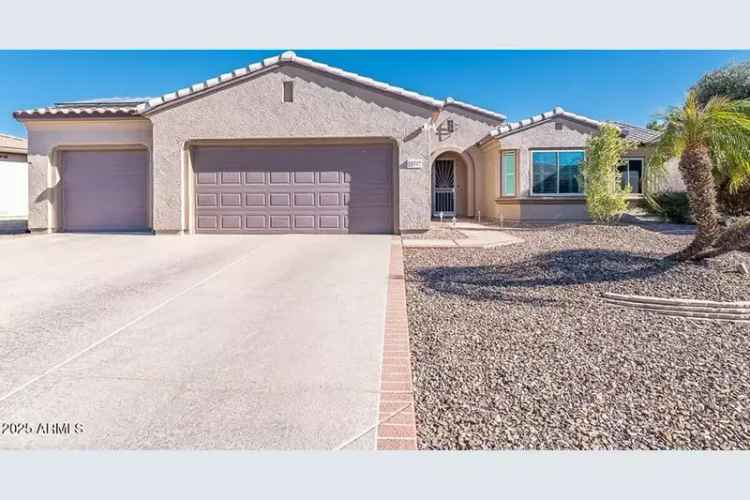 Single-family house For Sale in 18747, North Sunsites Drive, Peoria, Arizona