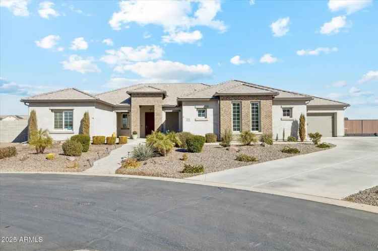 Single-family house For Sale in 216, West Paoli Street, San Tan Valley, Arizona