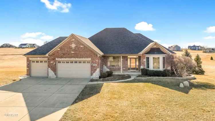 Single-family house For Sale in 15986, Whipple Place, Newark, Illinois