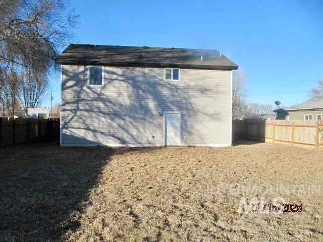 Single-family house For Sale in 423, 16th Street, Rupert, Idaho