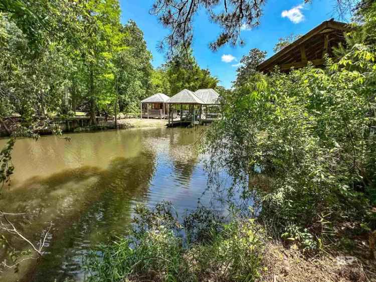 Land For Sale in Fairhope, Alabama