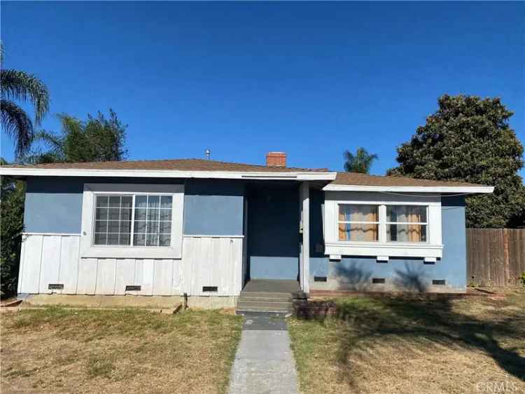 Single-family house For Sale in 619, West Chapman Avenue, Placentia, California