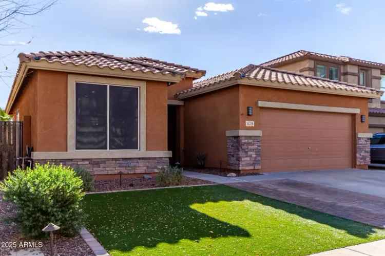 Single-family house For Sale in 11719, West Planada Court, Sun City West, Arizona