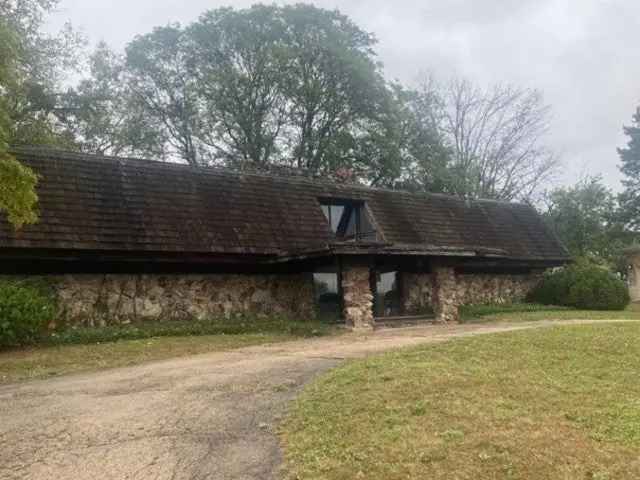 Single-family house For Sale in 11, Pembroke Lane, Oak Brook, Illinois