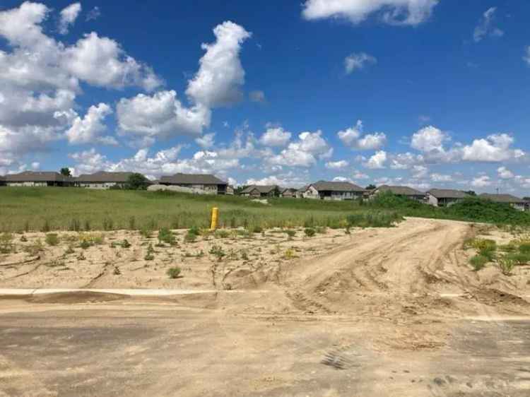 Land For Sale in Chesterfield, Missouri