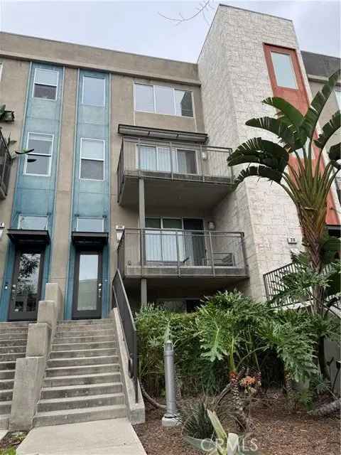 Condo For Sale in 308, Rockefeller, Irvine, California