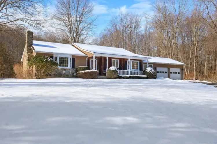 Single-family house For Sale in 4, Murphys Lane, Brookfield, Connecticut