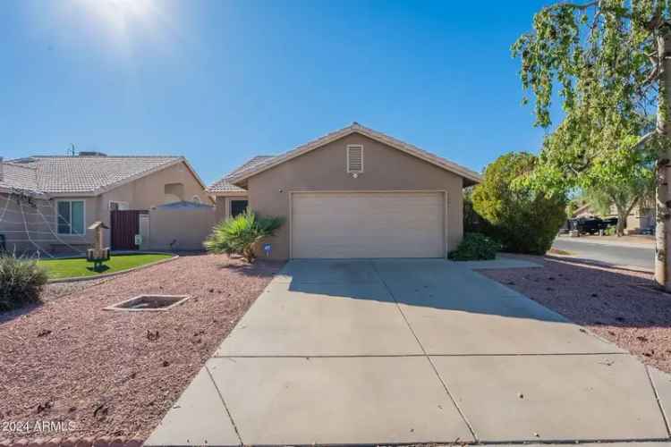 Single-family house For Sale in 1701, East Fremont Road, Phoenix, Arizona