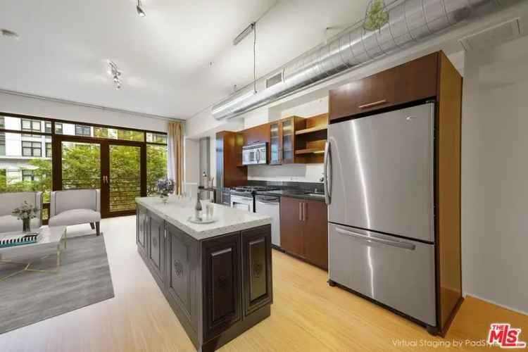 Condo For Sale in 1111, South Grand Avenue, Los Angeles, California