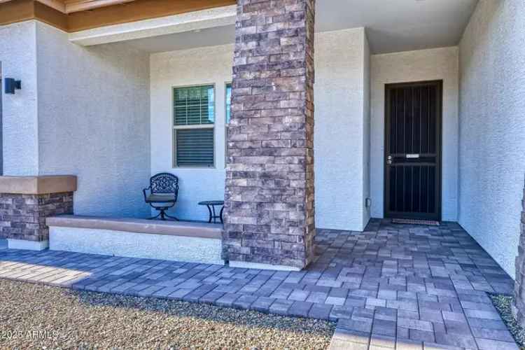 Single-family house For Sale in 14114, West Smoketree Drive, Surprise, Arizona