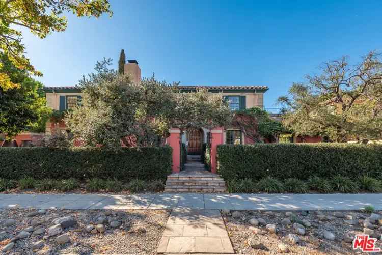 Single-family house For Sale in 535, South Norton Avenue, Los Angeles, California