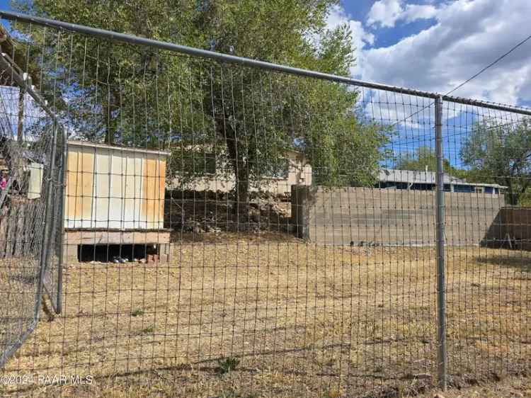 Single-family house For Sale in 628, Campbell Street, Prescott, Arizona