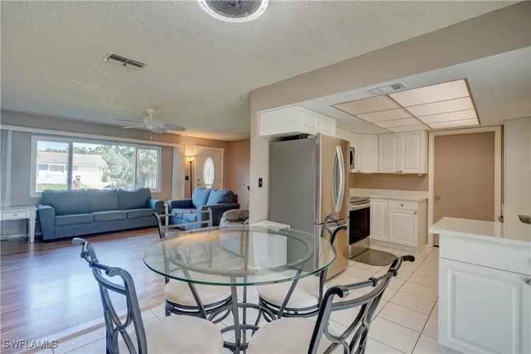 Single-family house For Sale in 2615, Montego Drive, Fort Myers Shores, Florida