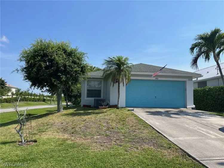 Single-family house For Sale in East Naples, Florida