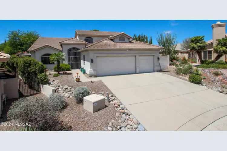 Single-family house For Sale in Saddlebrooke, Arizona